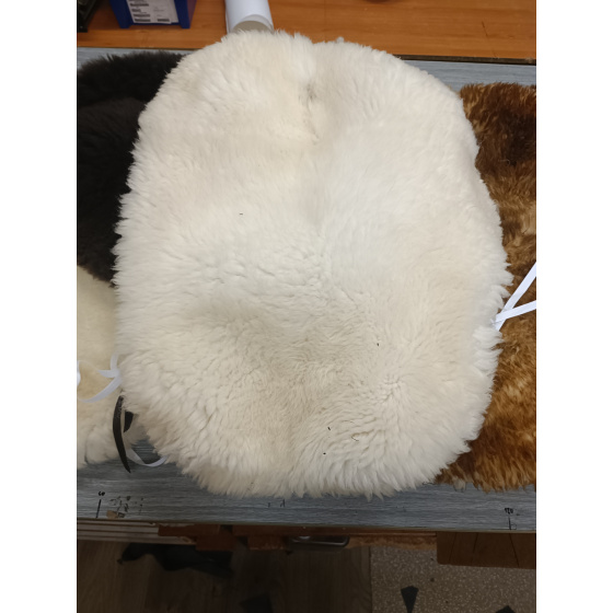 beránek na western sedlo