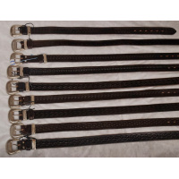 kožený opasek zdobený