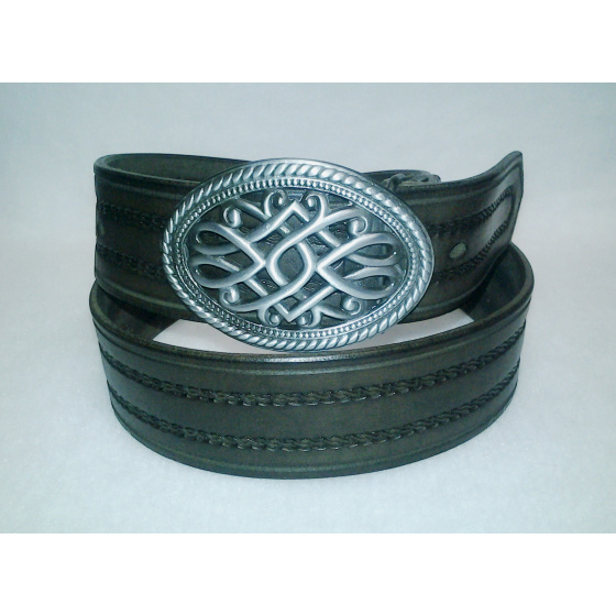 kožený opasek zdobený 3